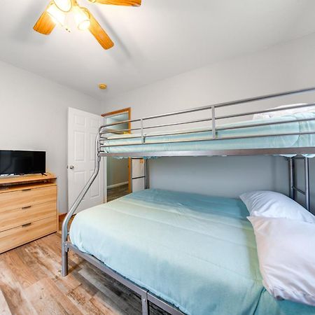 Family-Friendly Hideaway Near Presque Isle! Vila Erie Exterior foto