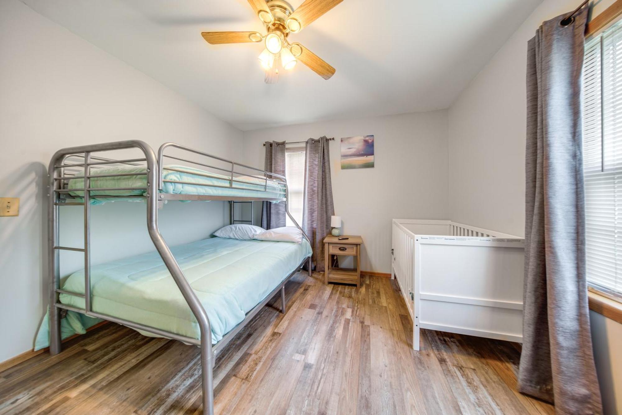 Family-Friendly Hideaway Near Presque Isle! Vila Erie Exterior foto